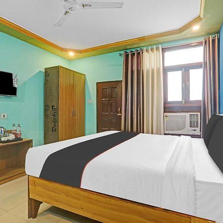 Collection O 90957 Hotel Premier Lucknow Exterior foto