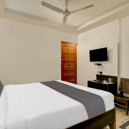 Collection O 90957 Hotel Premier Lucknow Exterior foto
