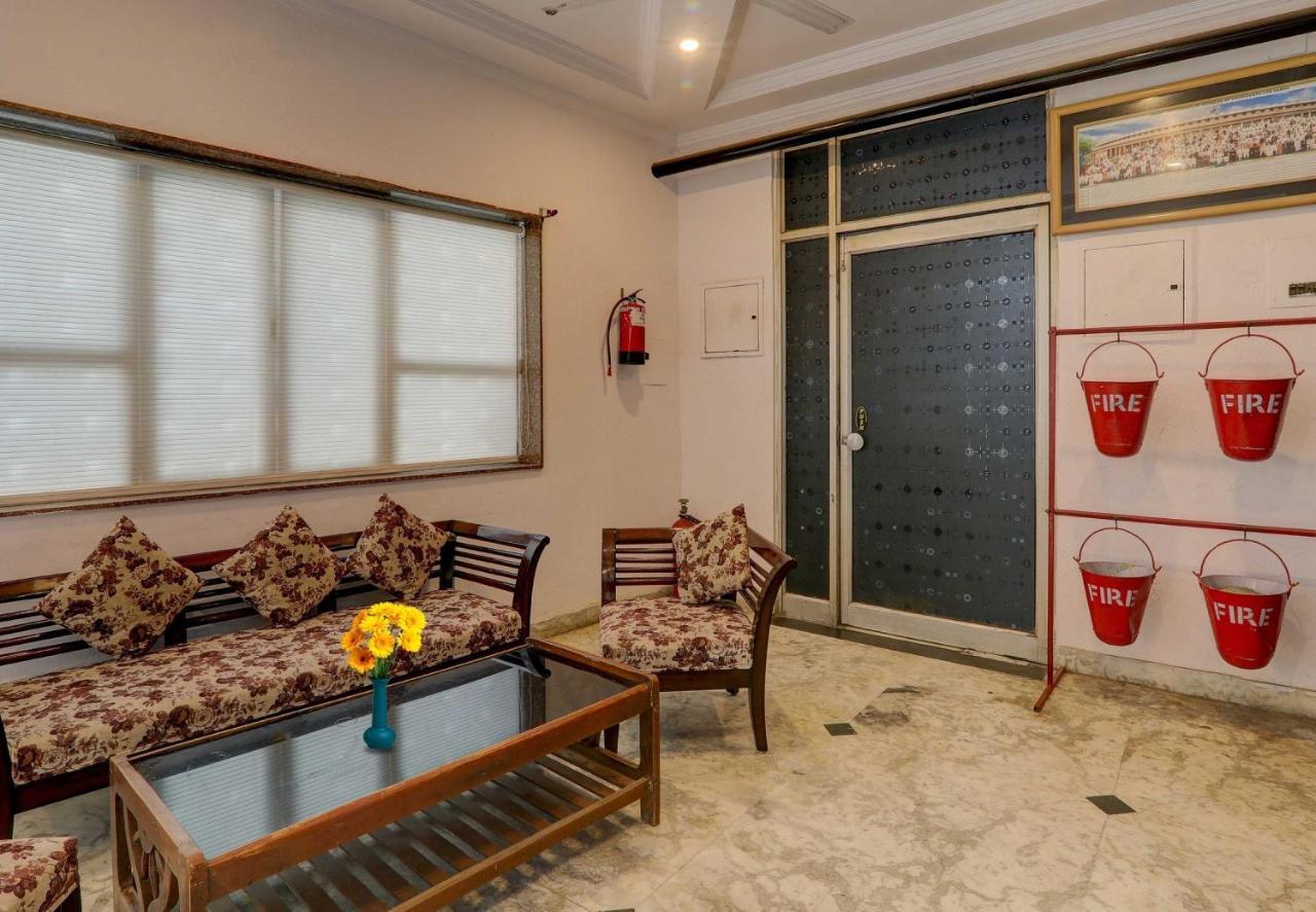 Collection O 90957 Hotel Premier Lucknow Exterior foto