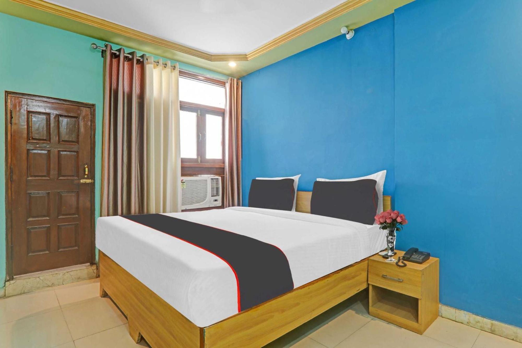 Collection O 90957 Hotel Premier Lucknow Exterior foto