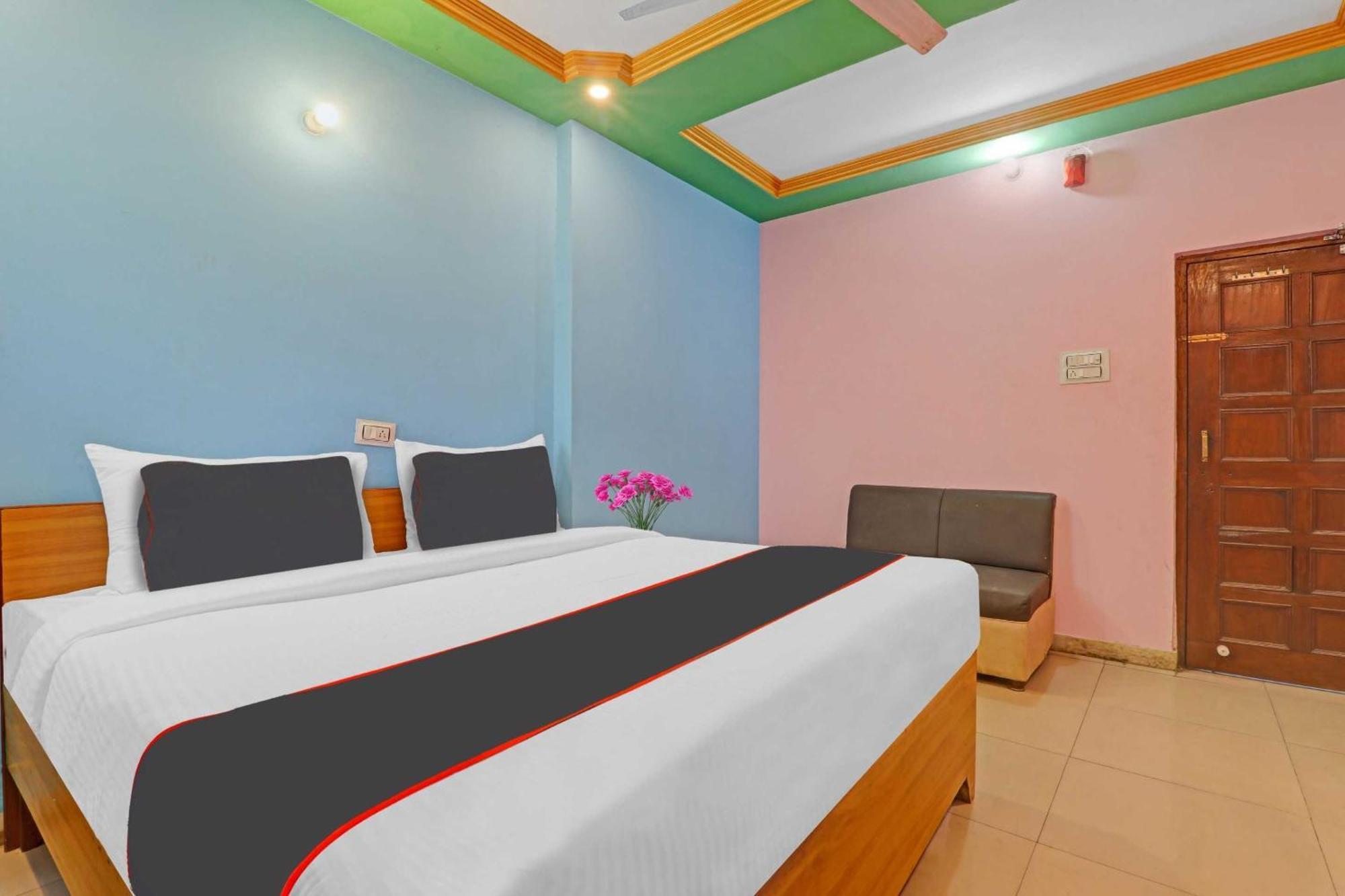 Collection O 90957 Hotel Premier Lucknow Exterior foto