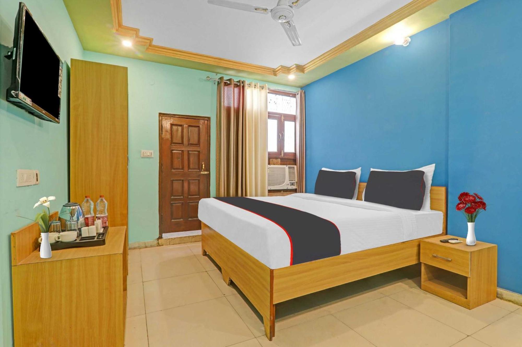 Collection O 90957 Hotel Premier Lucknow Exterior foto