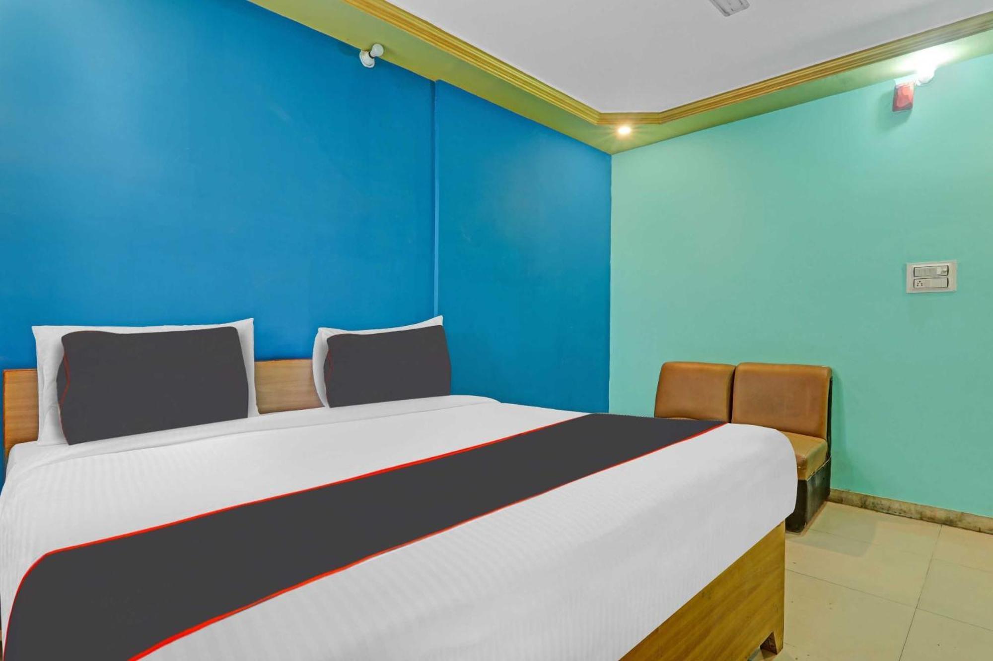 Collection O 90957 Hotel Premier Lucknow Exterior foto