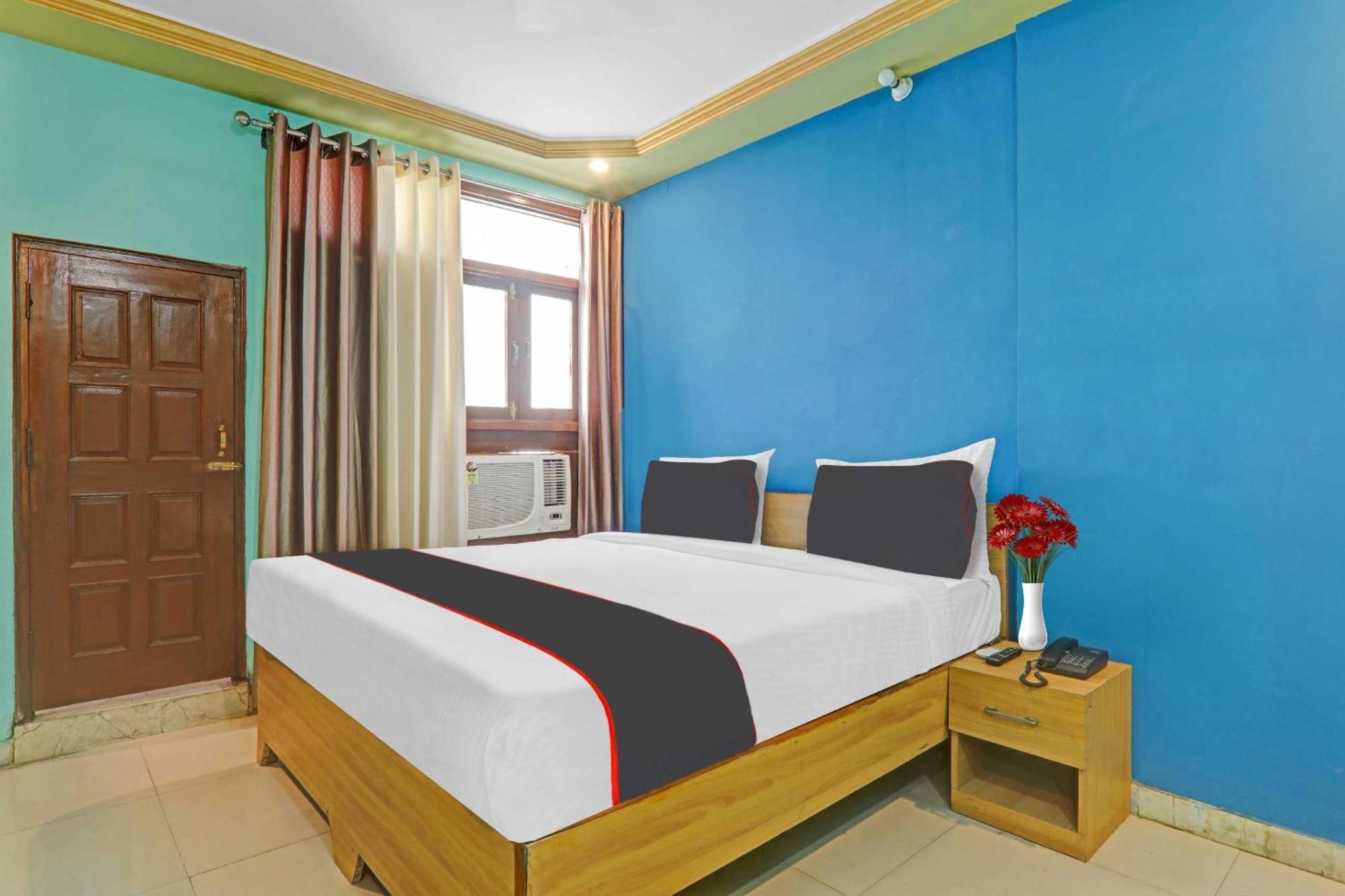 Collection O 90957 Hotel Premier Lucknow Exterior foto