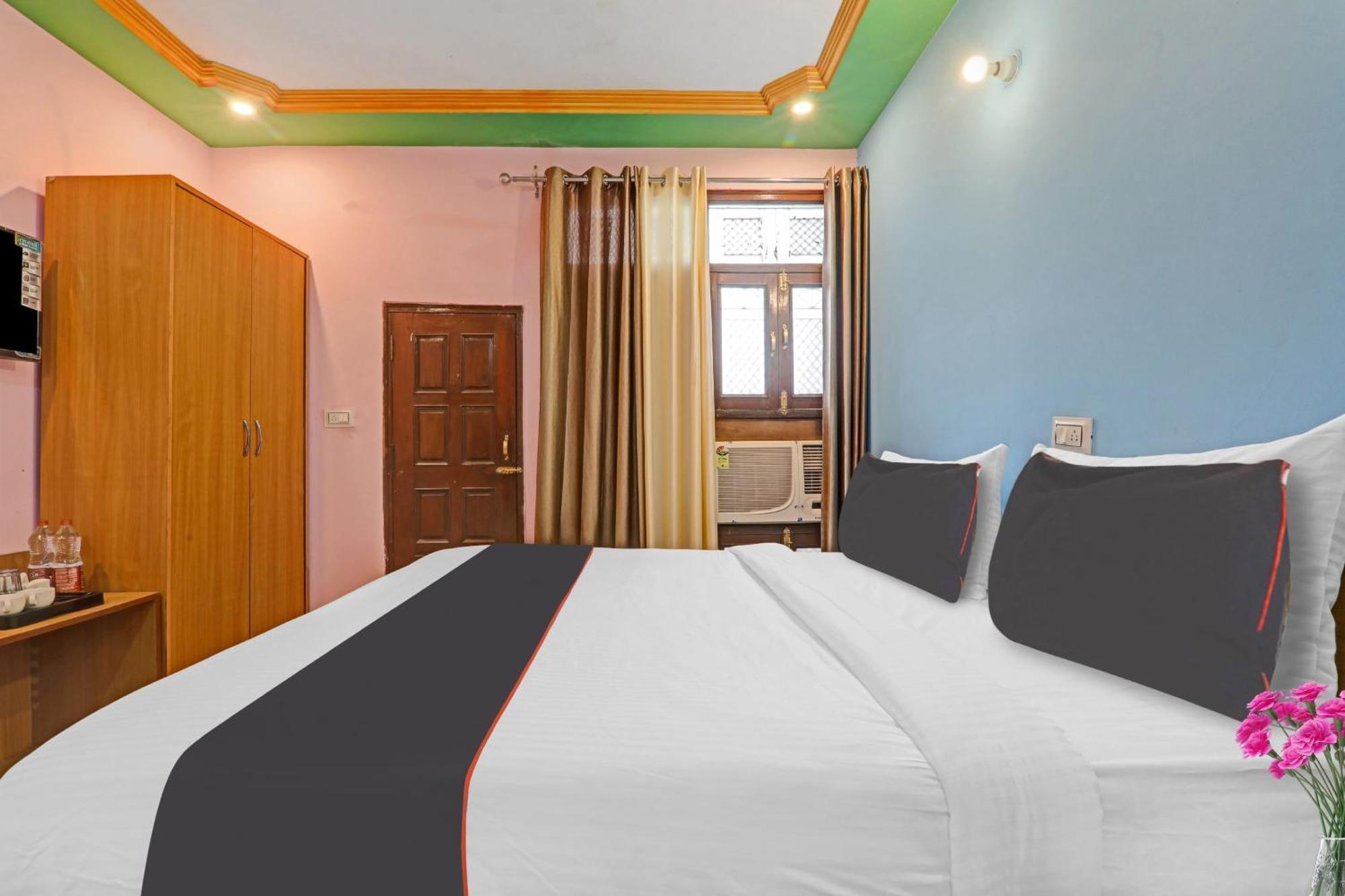Collection O 90957 Hotel Premier Lucknow Exterior foto