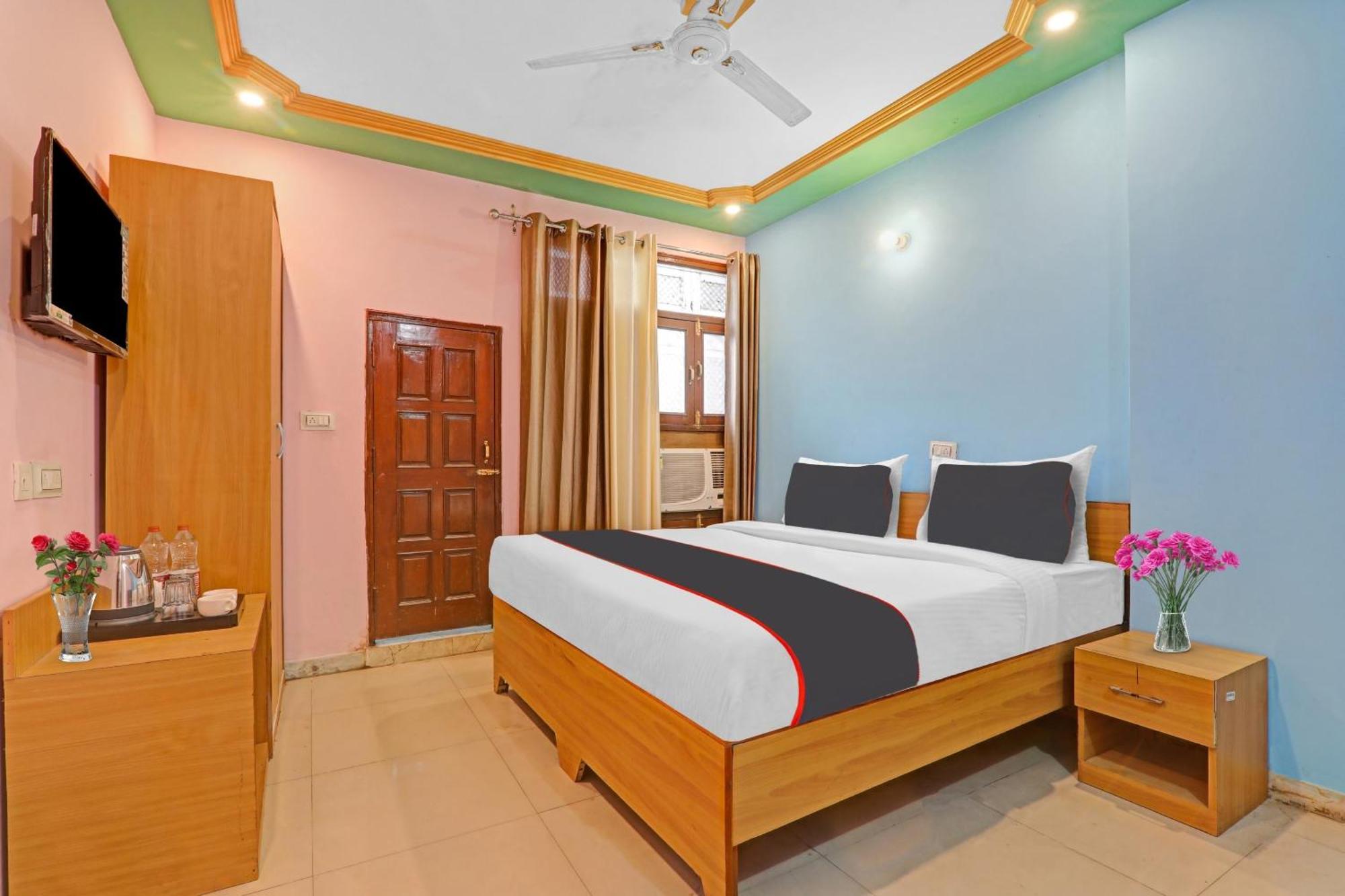 Collection O 90957 Hotel Premier Lucknow Exterior foto